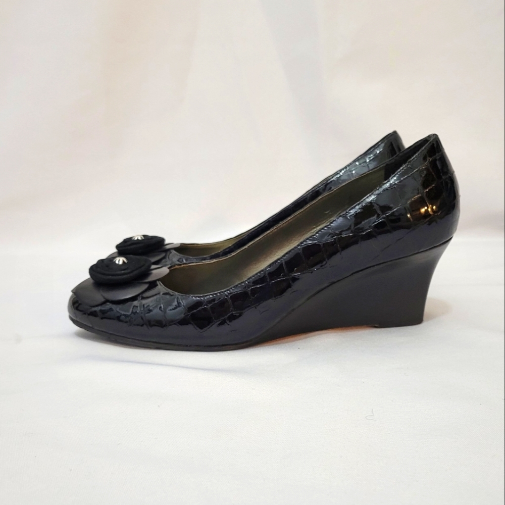 Brighton Harem Black Glossy Croc Embossed Wedges Size 8
